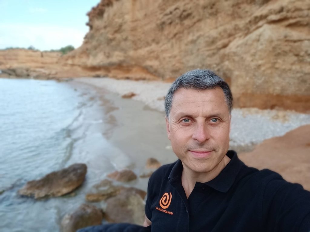Armando, Fundador de la escuela Rebirthing Inhala