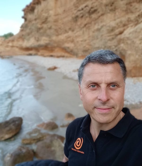 Armando, Fundador de la escuela Rebirthing Inhala